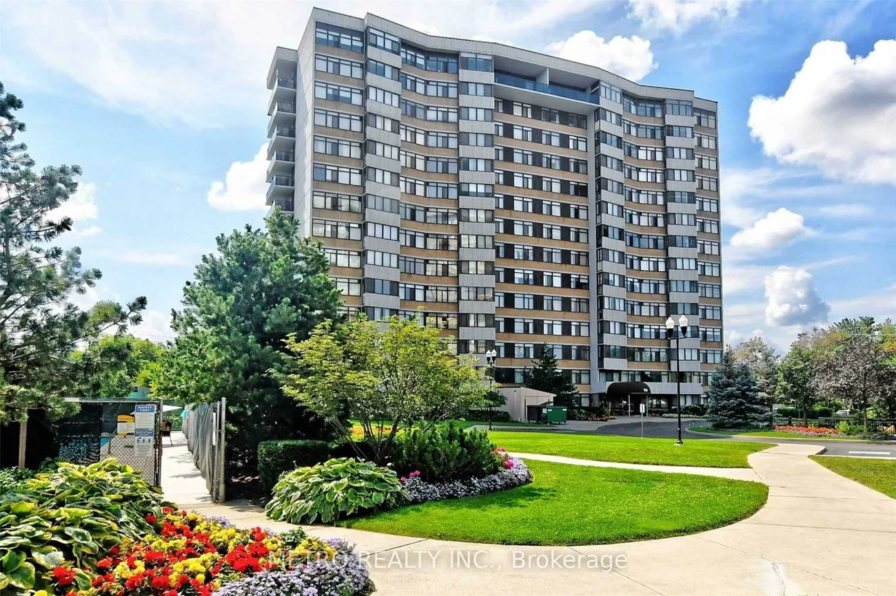 90, Fisherville, Westminster-Branson, Toronto