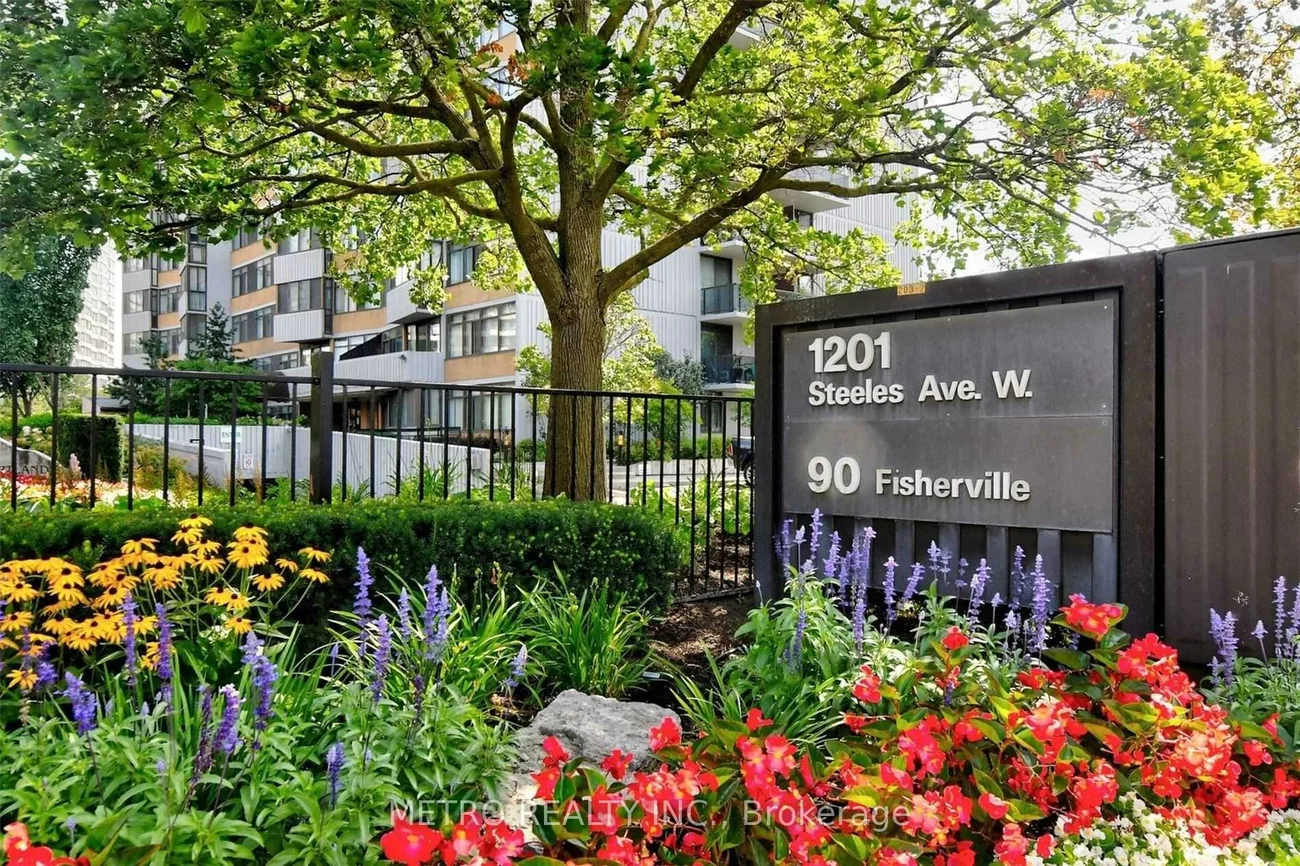90, Fisherville, Westminster-Branson, Toronto