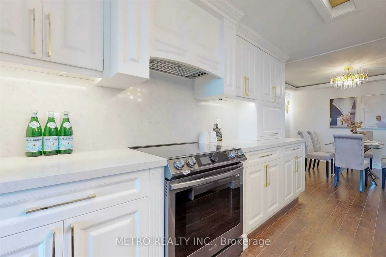 90, Fisherville, Westminster-Branson, Toronto