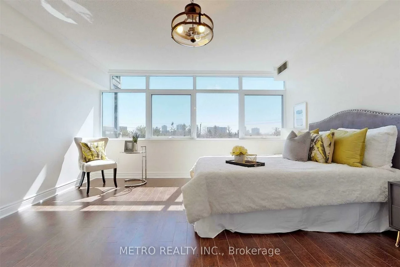 90, Fisherville, Westminster-Branson, Toronto
