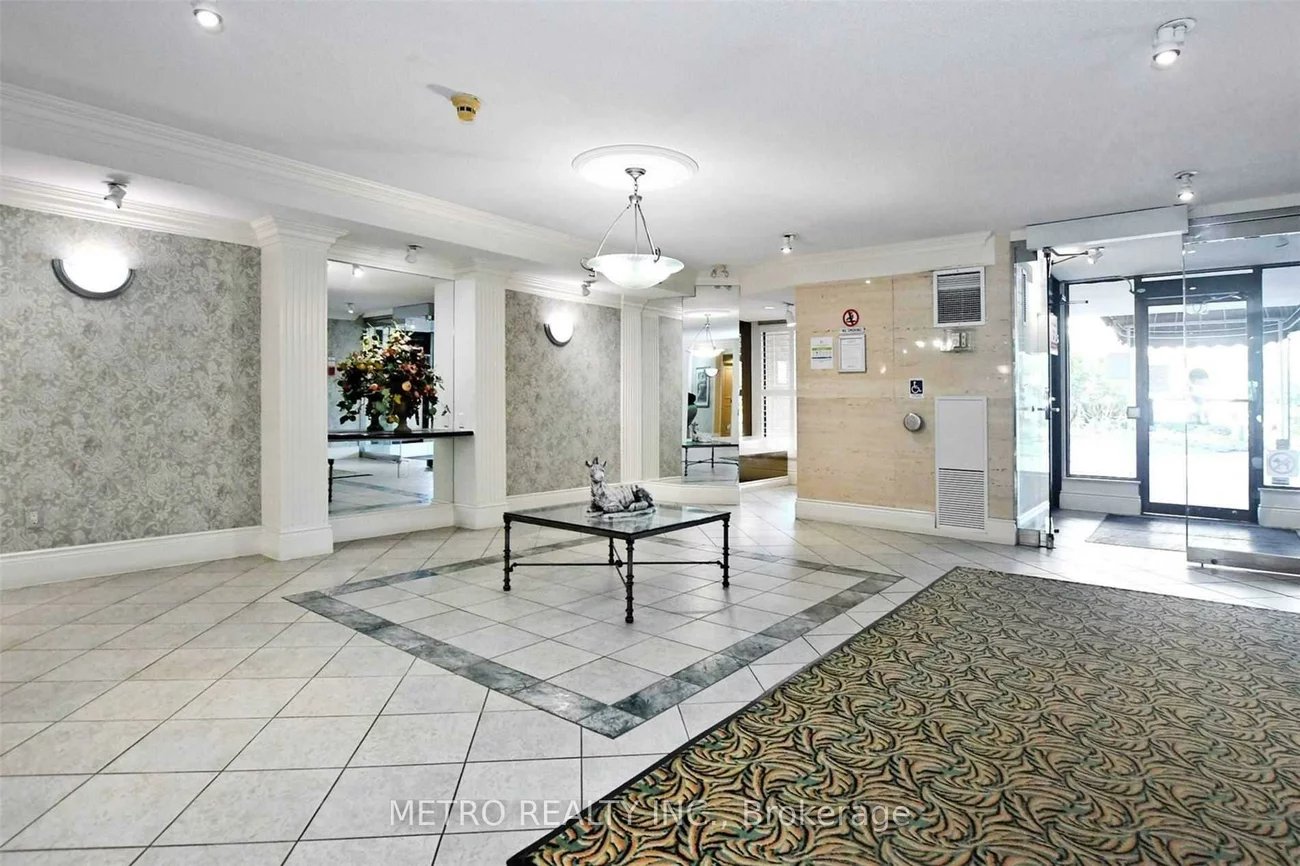 90, Fisherville, Westminster-Branson, Toronto