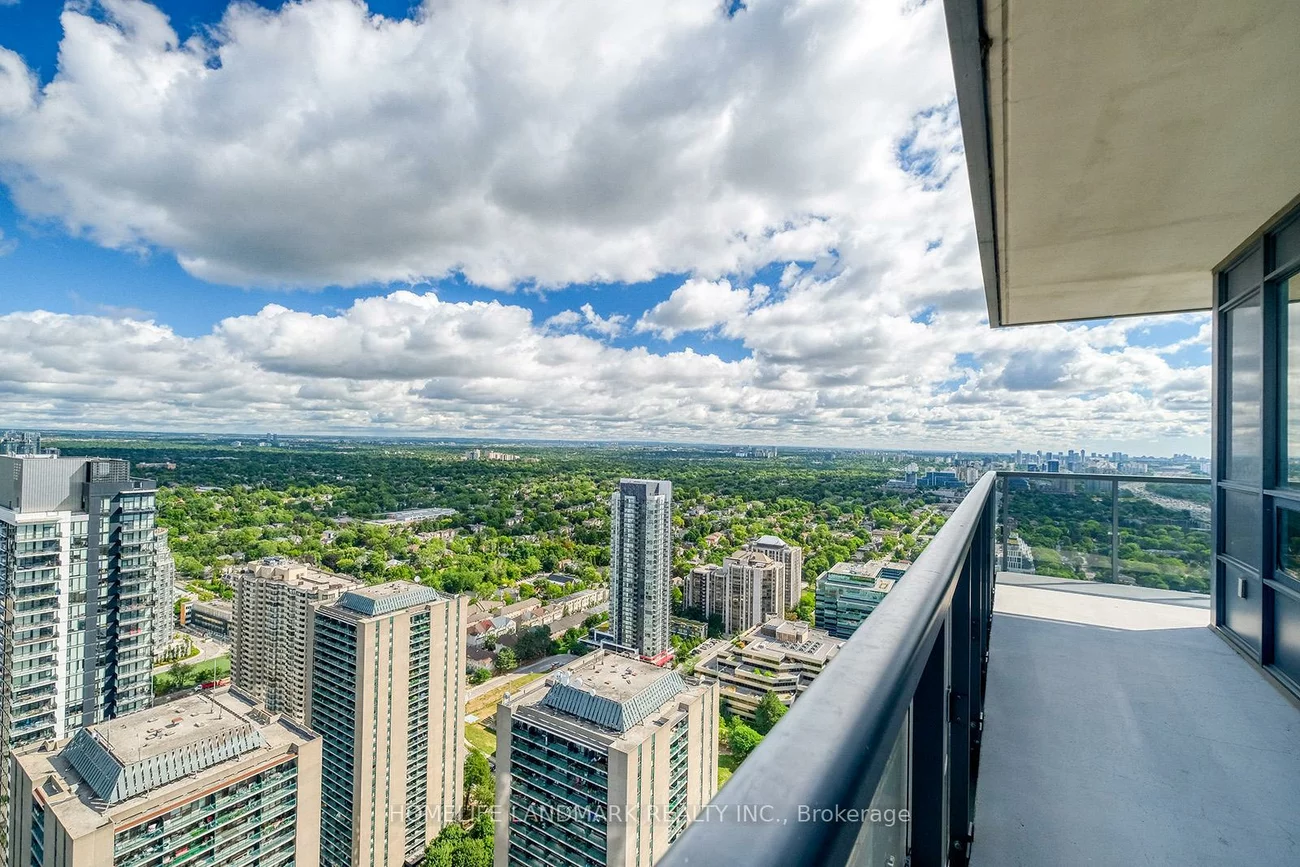 5, Sheppard, Willowdale East, Toronto