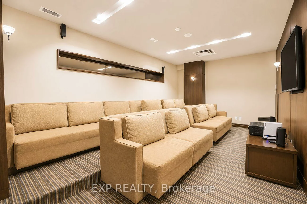 500, St Clair, Forest Hill South, Toronto