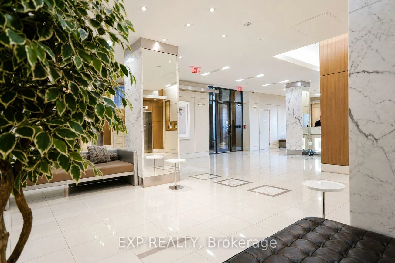 500, St Clair, Forest Hill South, Toronto