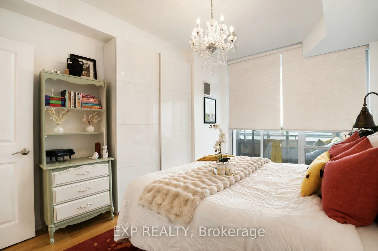 500, St Clair, Forest Hill South, Toronto