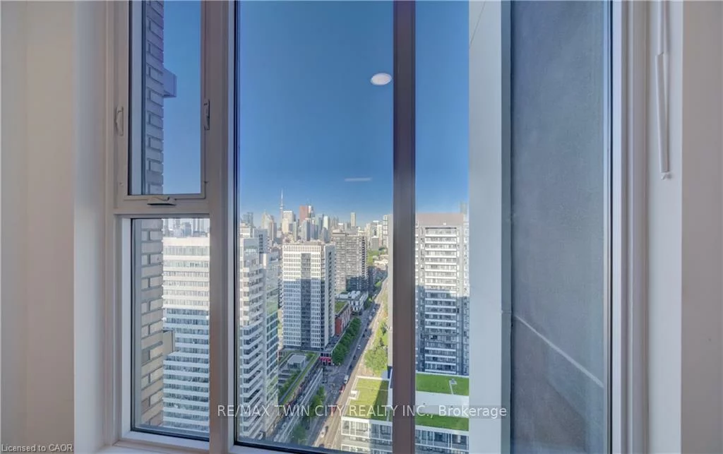 130, RIVER, Regent Park, Toronto