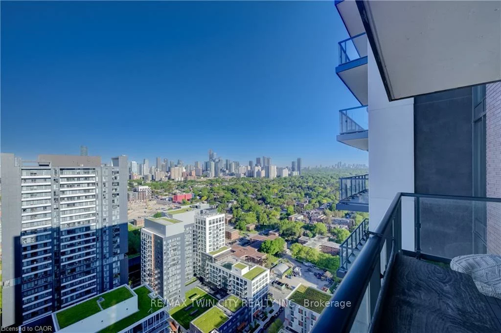 130, RIVER, Regent Park, Toronto