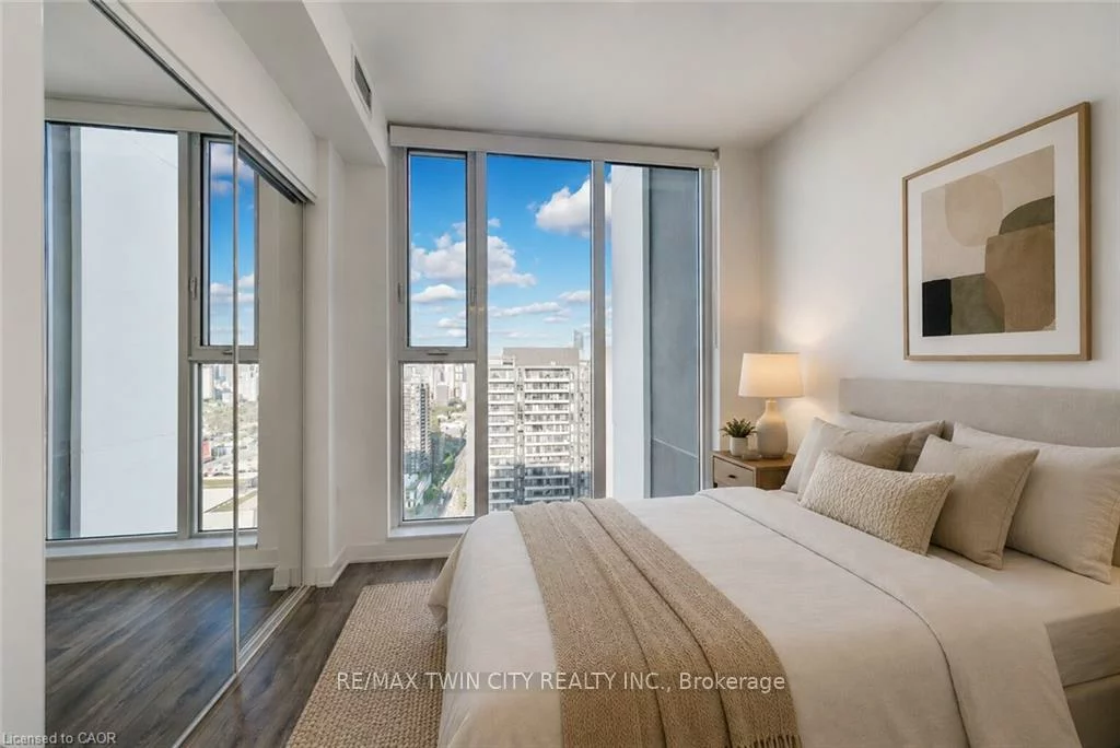 130, RIVER, Regent Park, Toronto