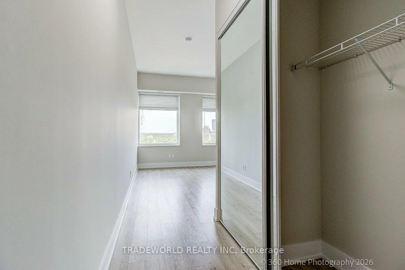 111, St. Clair, Yonge-St. Clair, Toronto