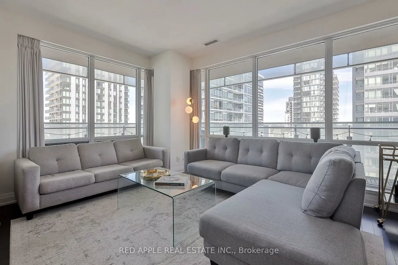 80, John, Waterfront Communities C1, Toronto