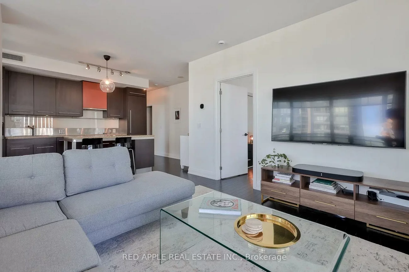 80, John, Waterfront Communities C1, Toronto