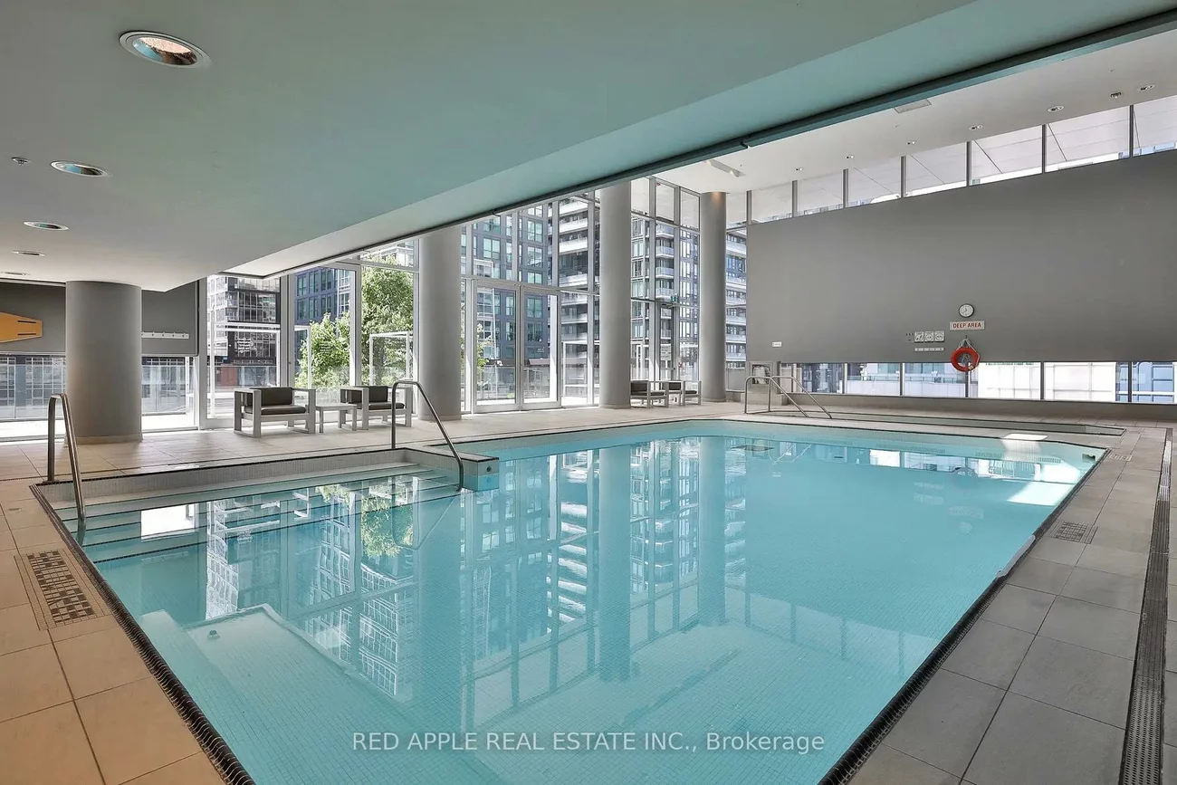 80, John, Waterfront Communities C1, Toronto