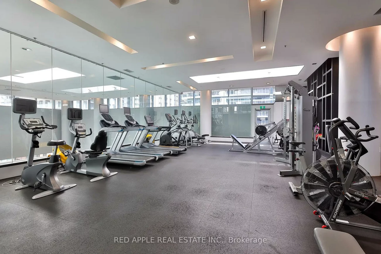 80, John, Waterfront Communities C1, Toronto