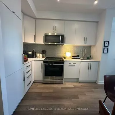 5180, Yonge, Willowdale West, Toronto