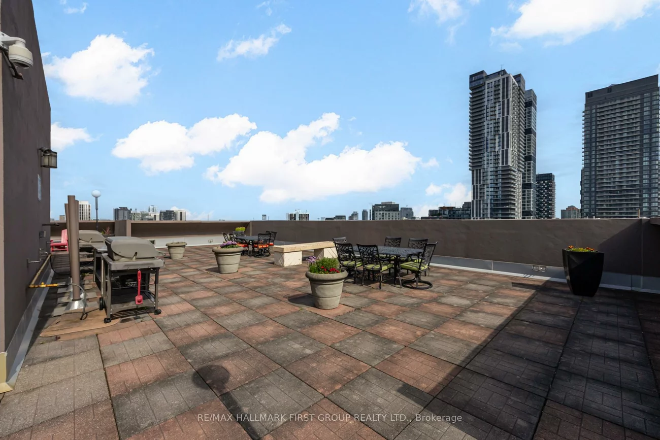 256, Jarvis, Church-Yonge Corridor, Toronto