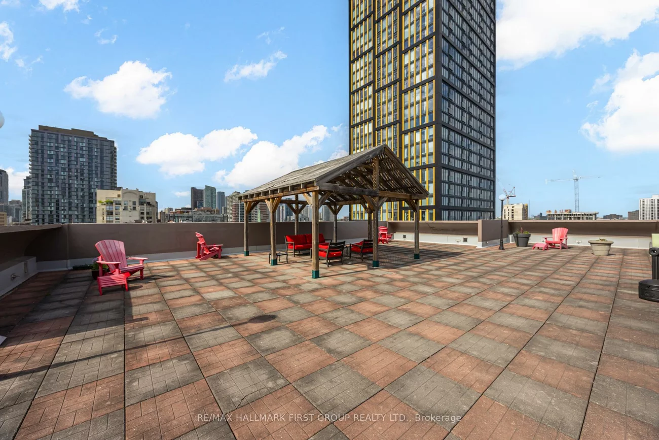 256, Jarvis, Church-Yonge Corridor, Toronto