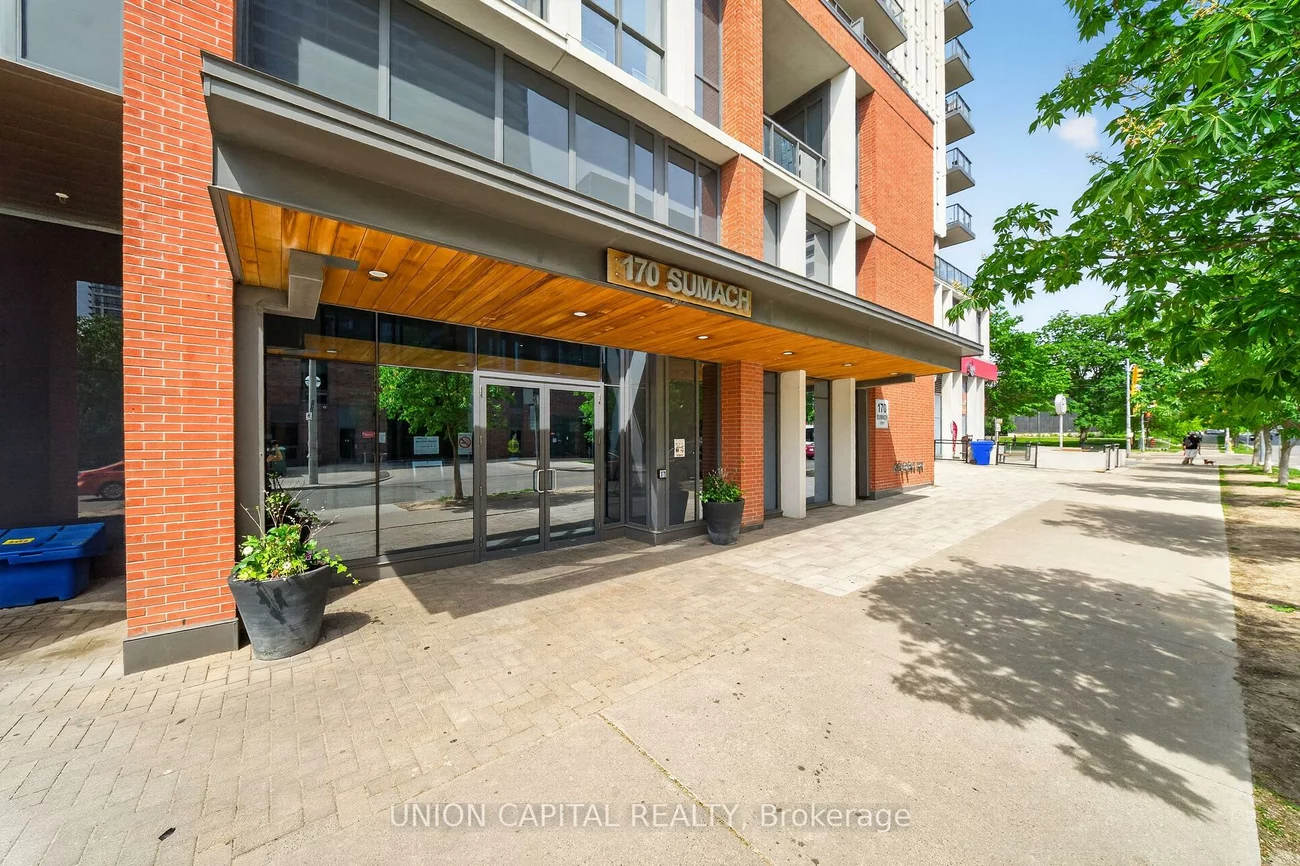170, Sumach, Regent Park, Toronto