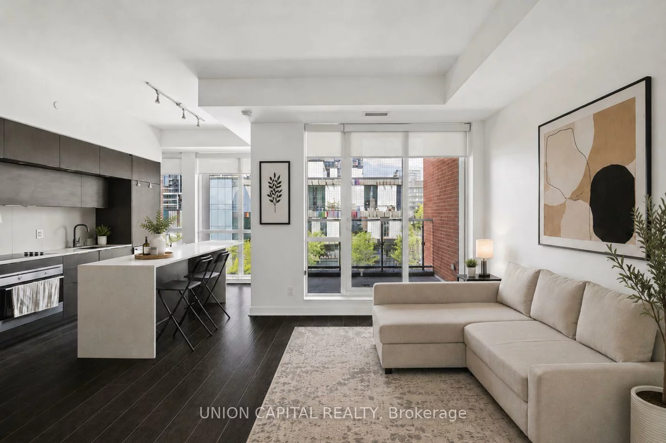 170, Sumach, Regent Park, Toronto