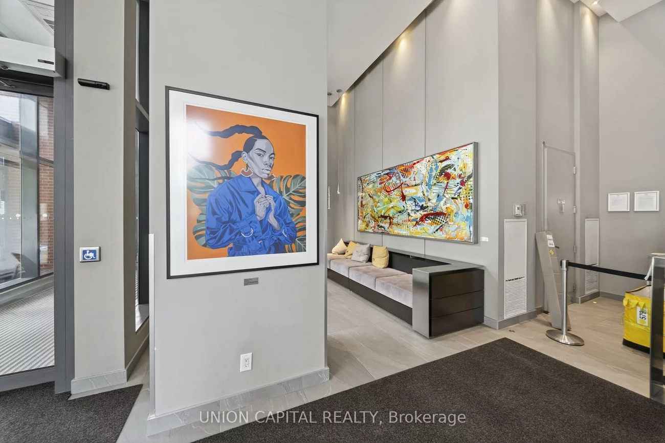 170, Sumach, Regent Park, Toronto