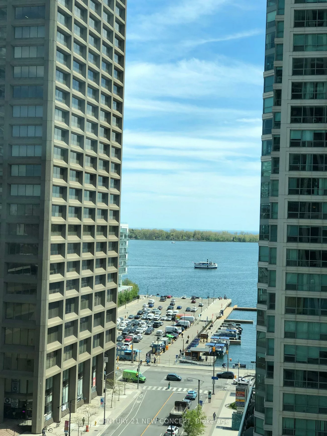 16, Yonge, Waterfront Communities C1, Toronto