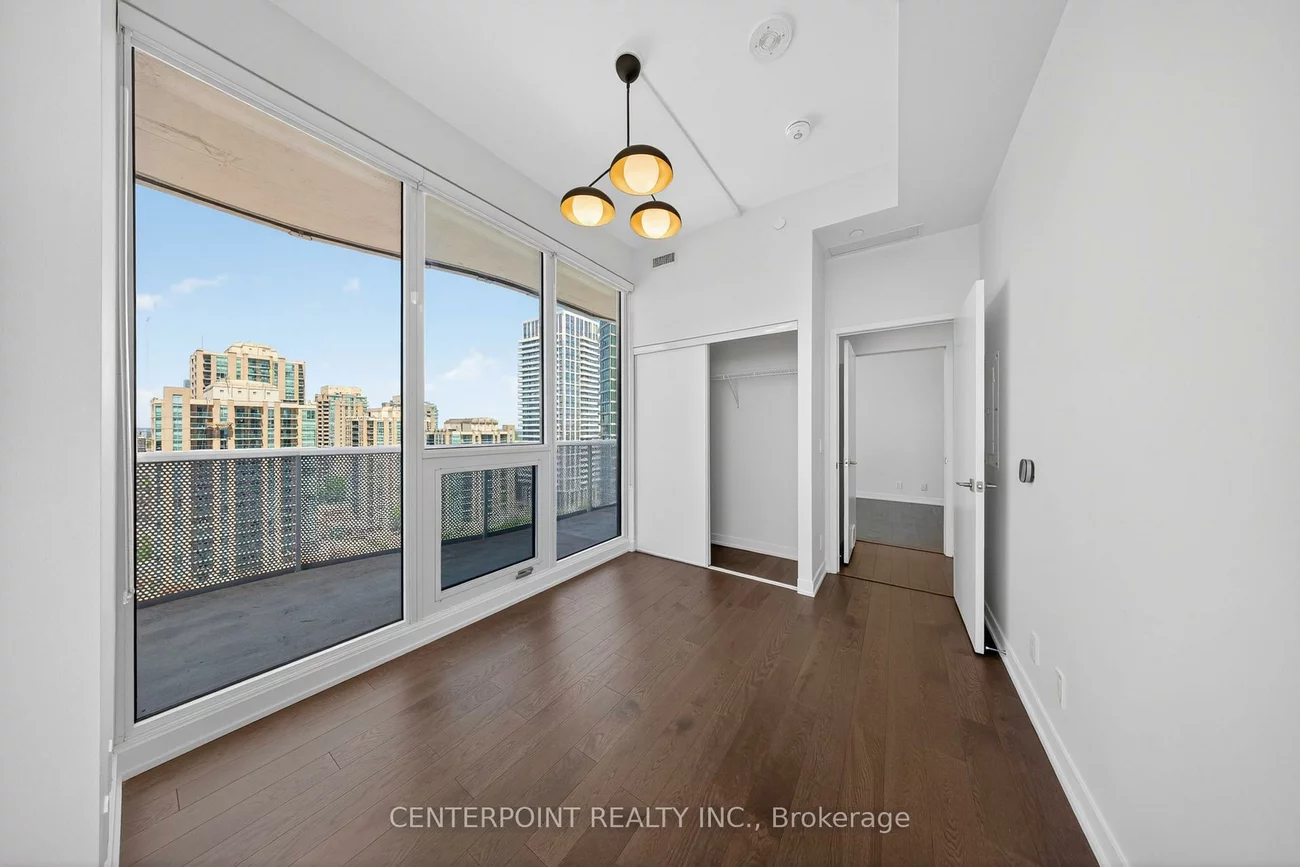 15, Holmes, Willowdale East, Toronto