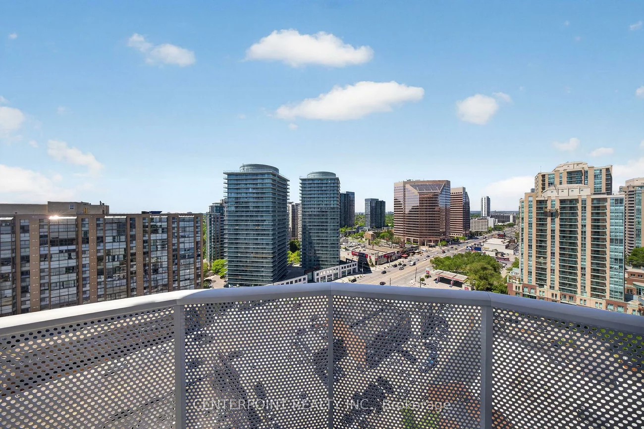 15, Holmes, Willowdale East, Toronto