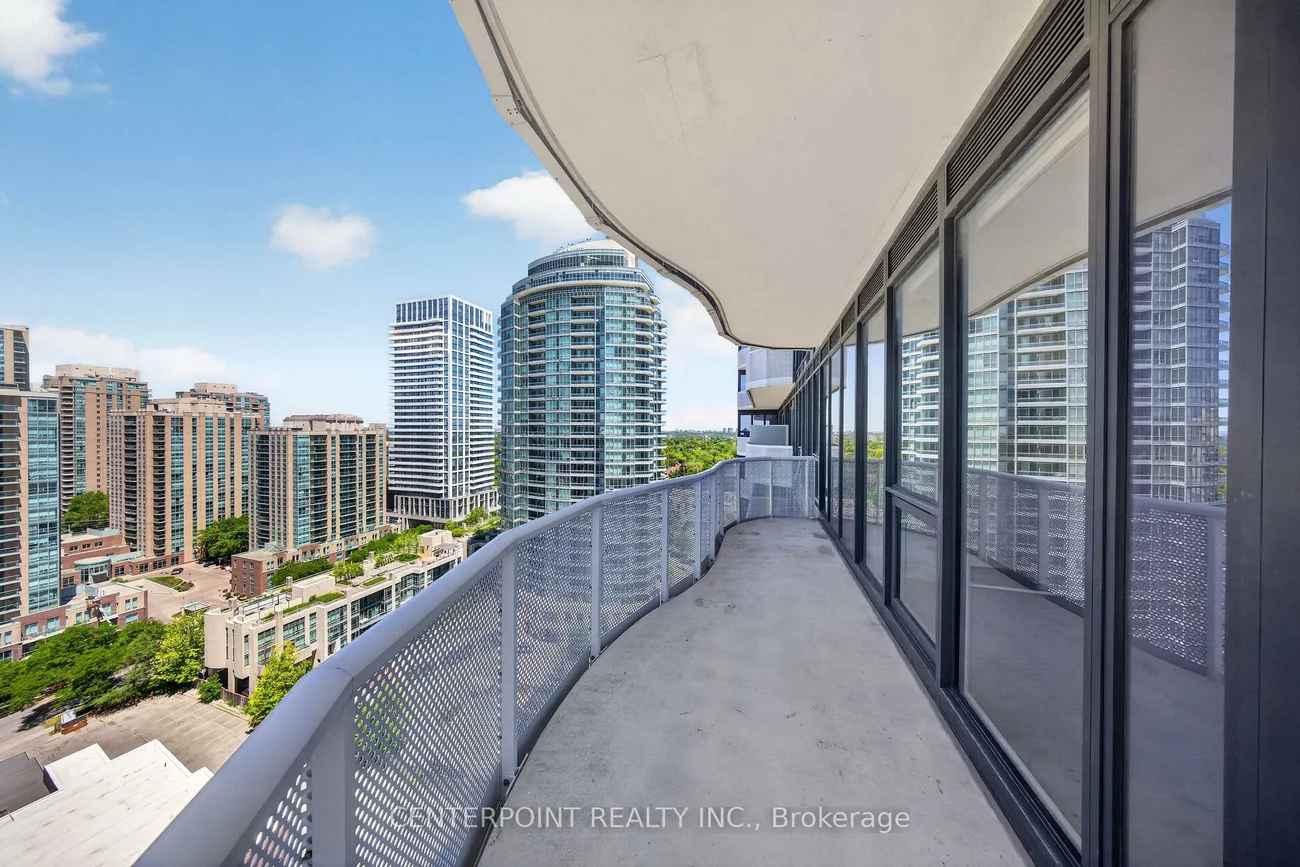 15, Holmes, Willowdale East, Toronto