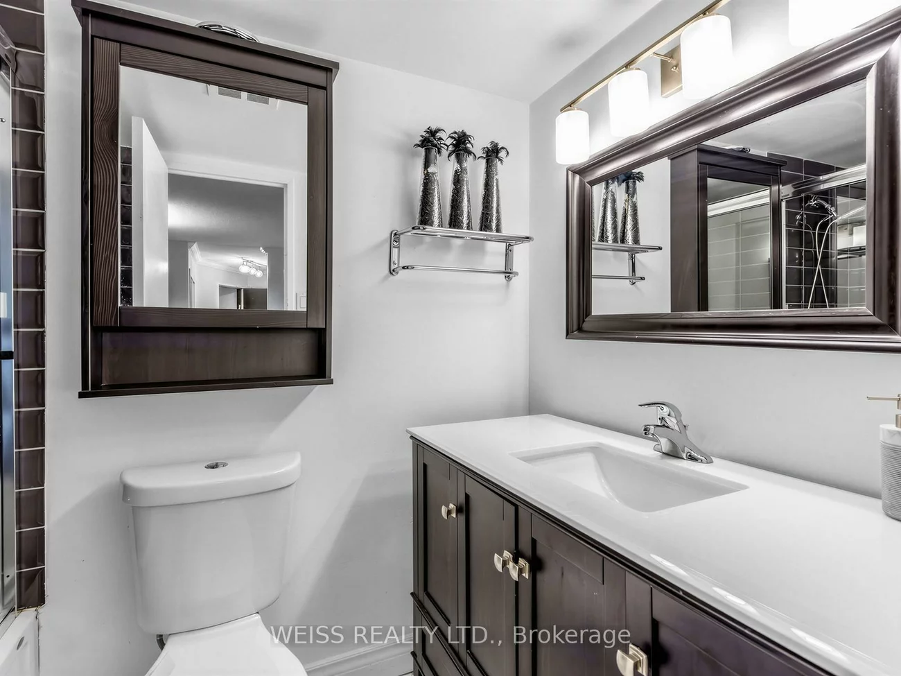 150, Neptune, Englemount-Lawrence, Toronto