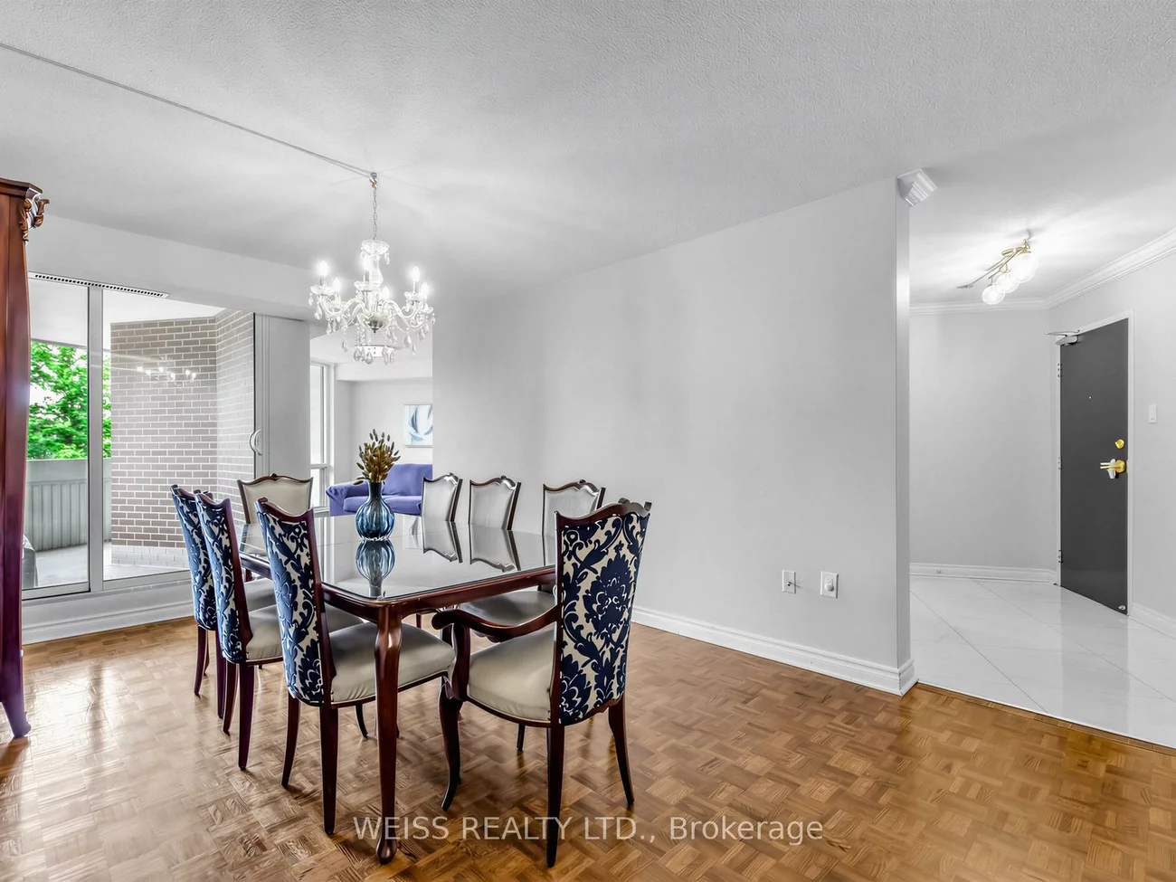 150, Neptune, Englemount-Lawrence, Toronto