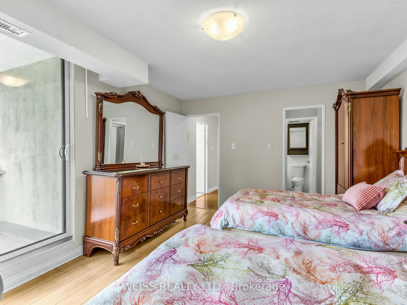 150, Neptune, Englemount-Lawrence, Toronto
