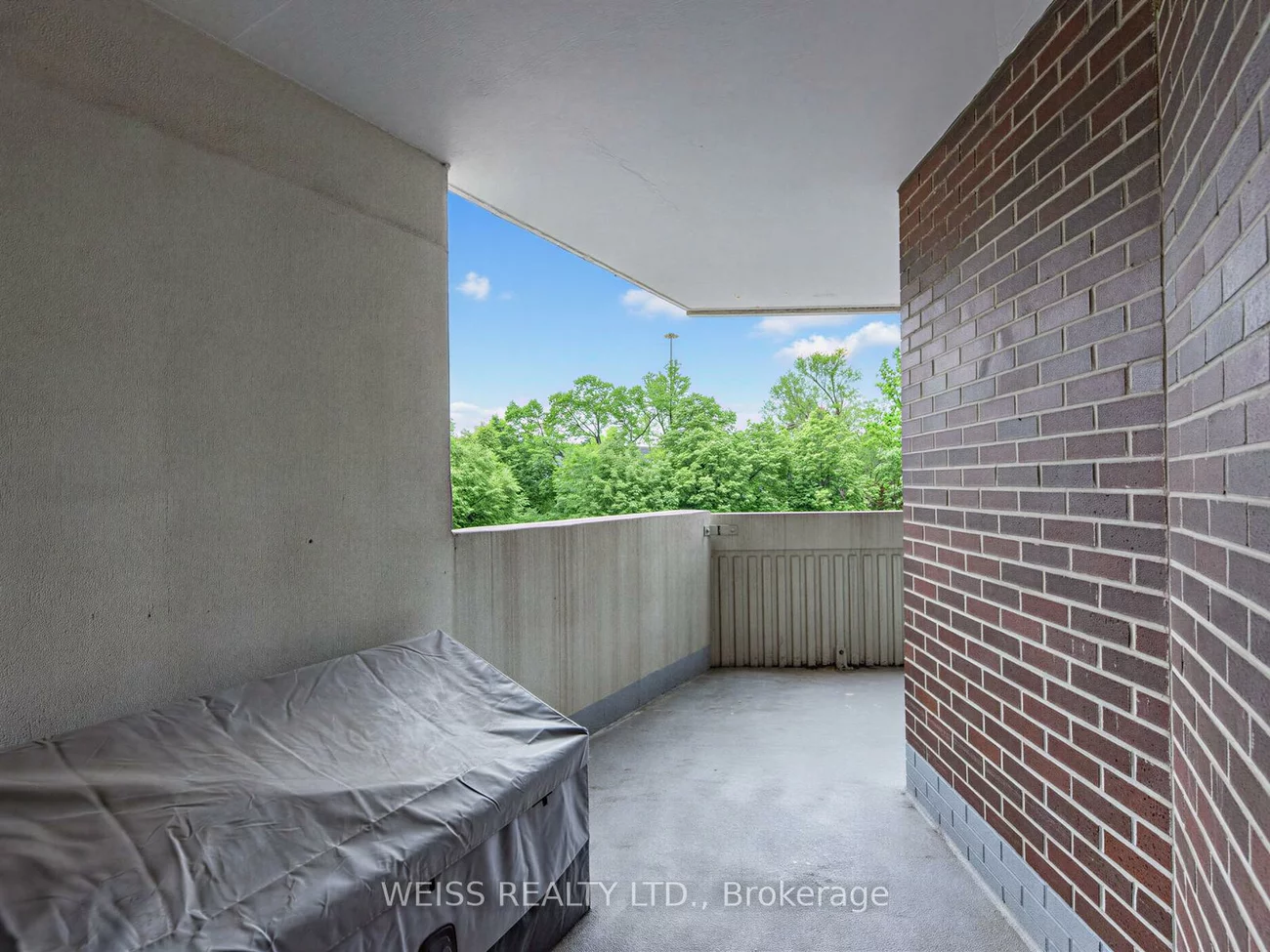 150, Neptune, Englemount-Lawrence, Toronto