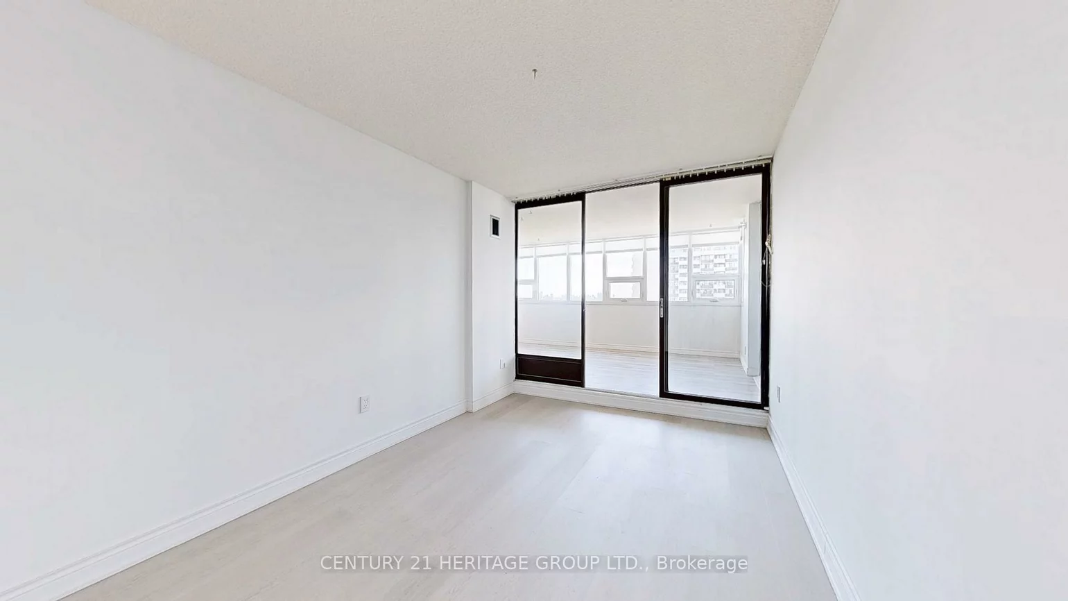 3303, Don Mills, Don Valley Village, Toronto