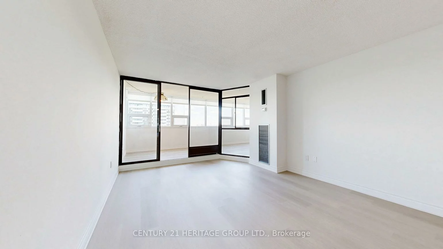 3303, Don Mills, Don Valley Village, Toronto