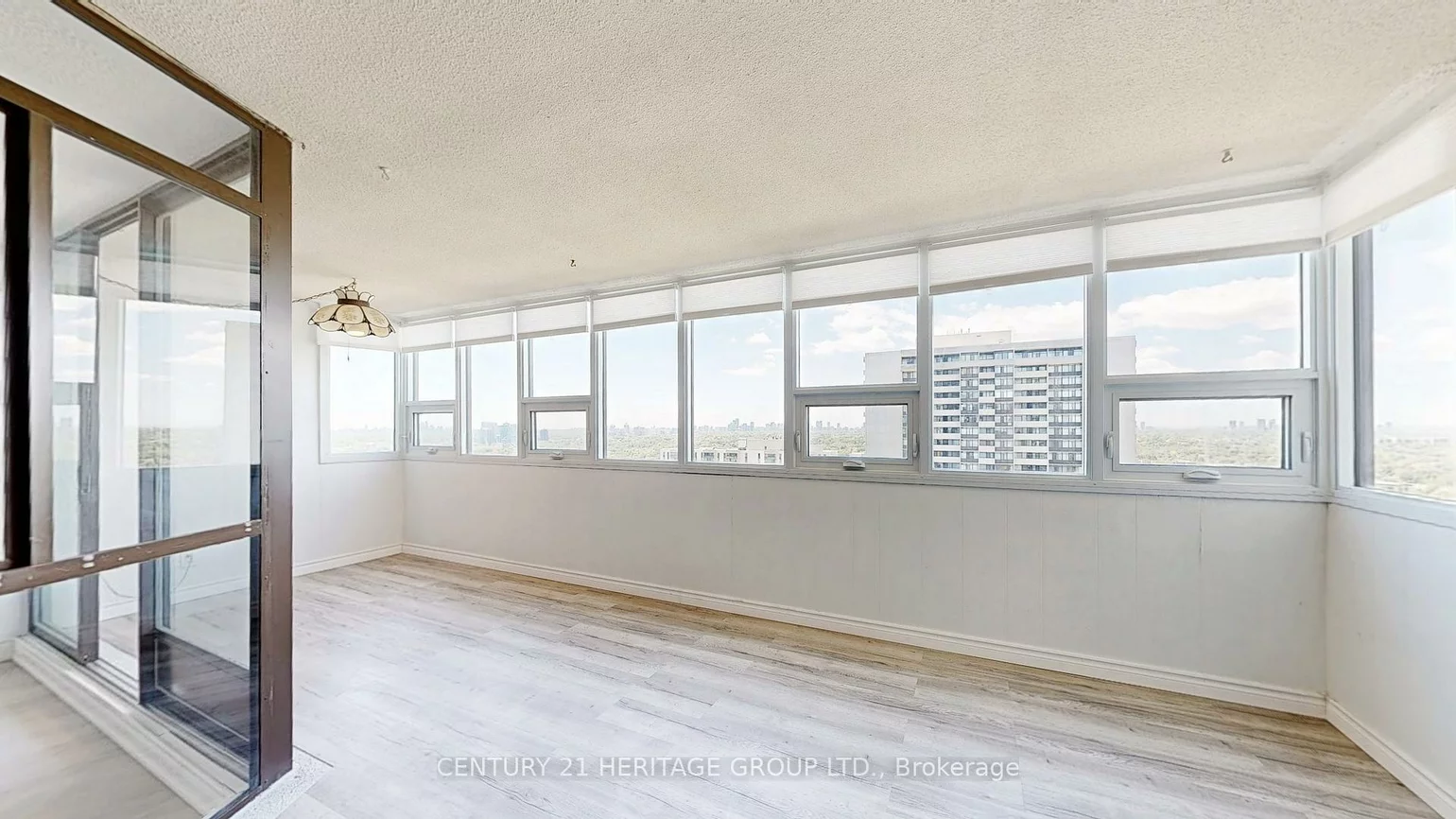 3303, Don Mills, Don Valley Village, Toronto