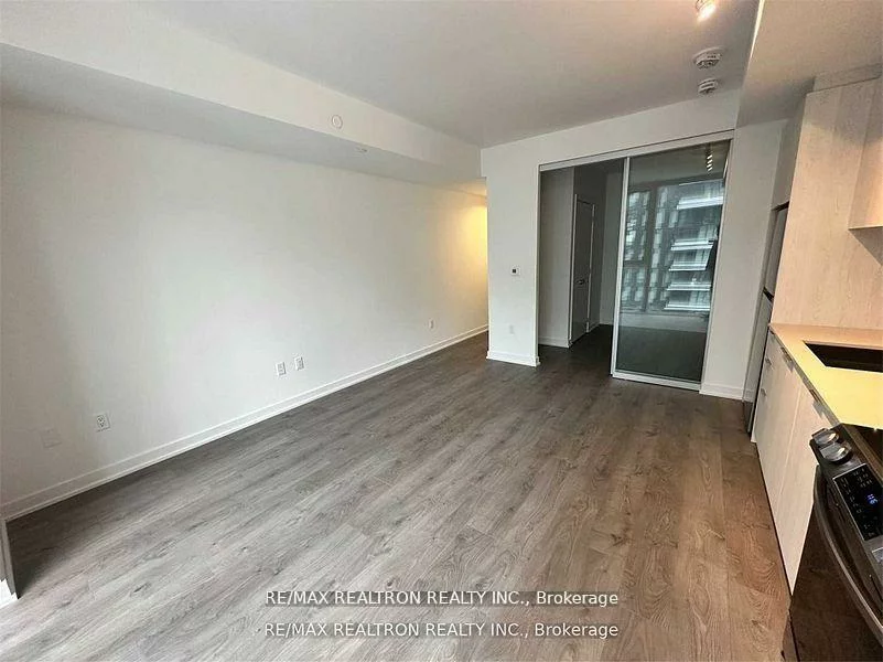 357, King, Waterfront Communities C1, Toronto