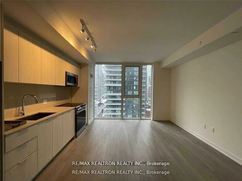 357, King, Waterfront Communities C1, Toronto