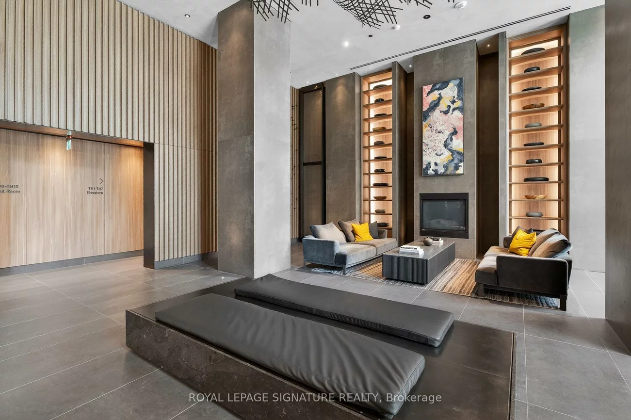 55, Charles, Church-Yonge Corridor, Toronto