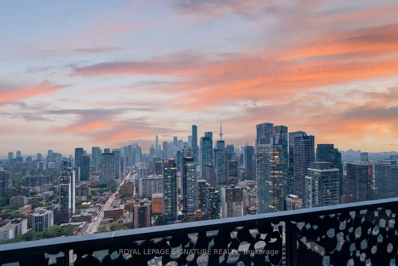 55, Charles, Church-Yonge Corridor, Toronto