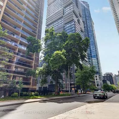 55, Charles, Church-Yonge Corridor, Toronto