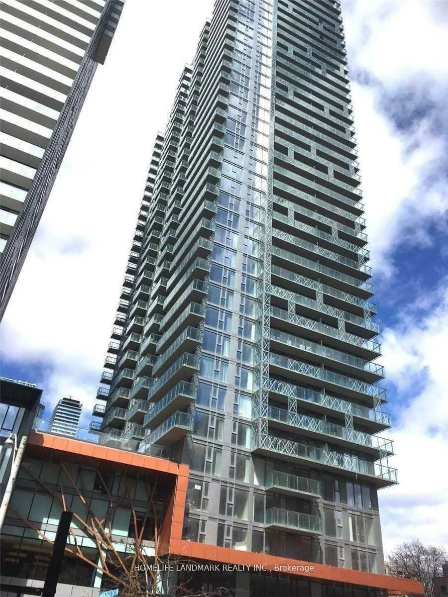 50, Wellesley, Church-Yonge Corridor, Toronto