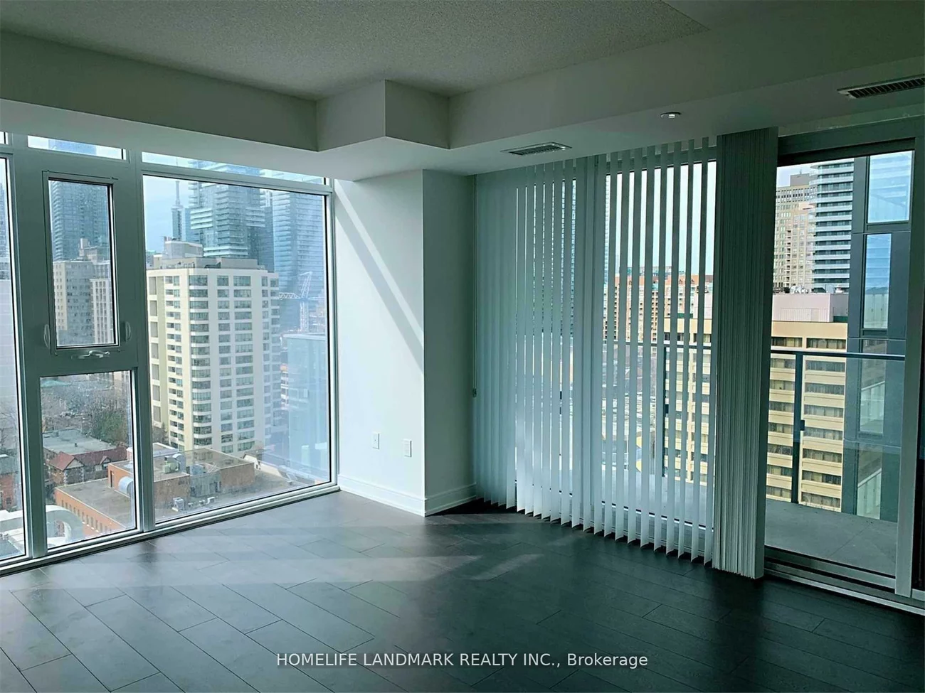 50, Wellesley, Church-Yonge Corridor, Toronto