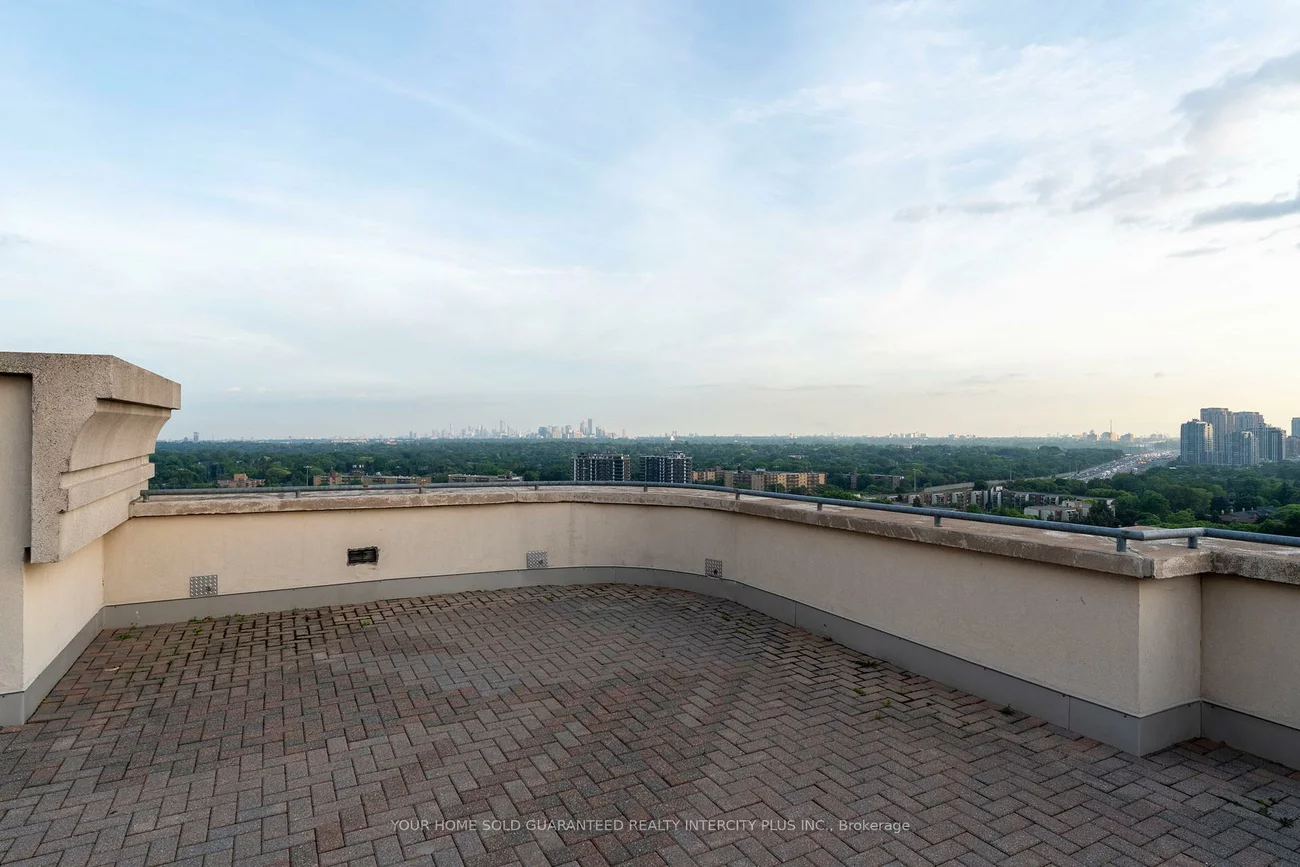1, Clairtrell, Willowdale East, Toronto