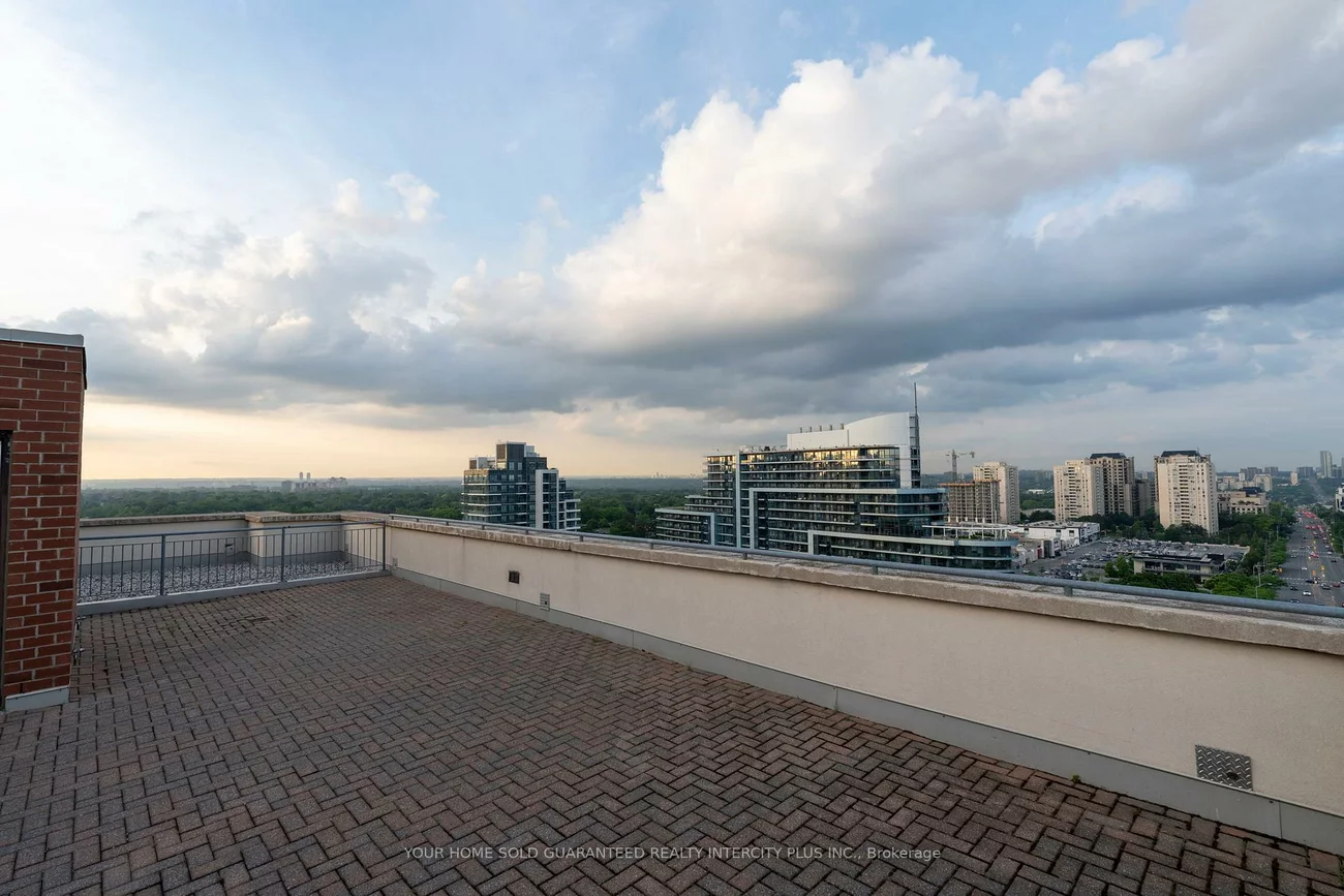 1, Clairtrell, Willowdale East, Toronto