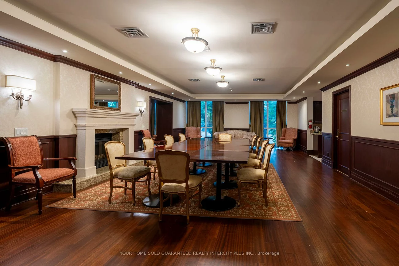 1, Clairtrell, Willowdale East, Toronto
