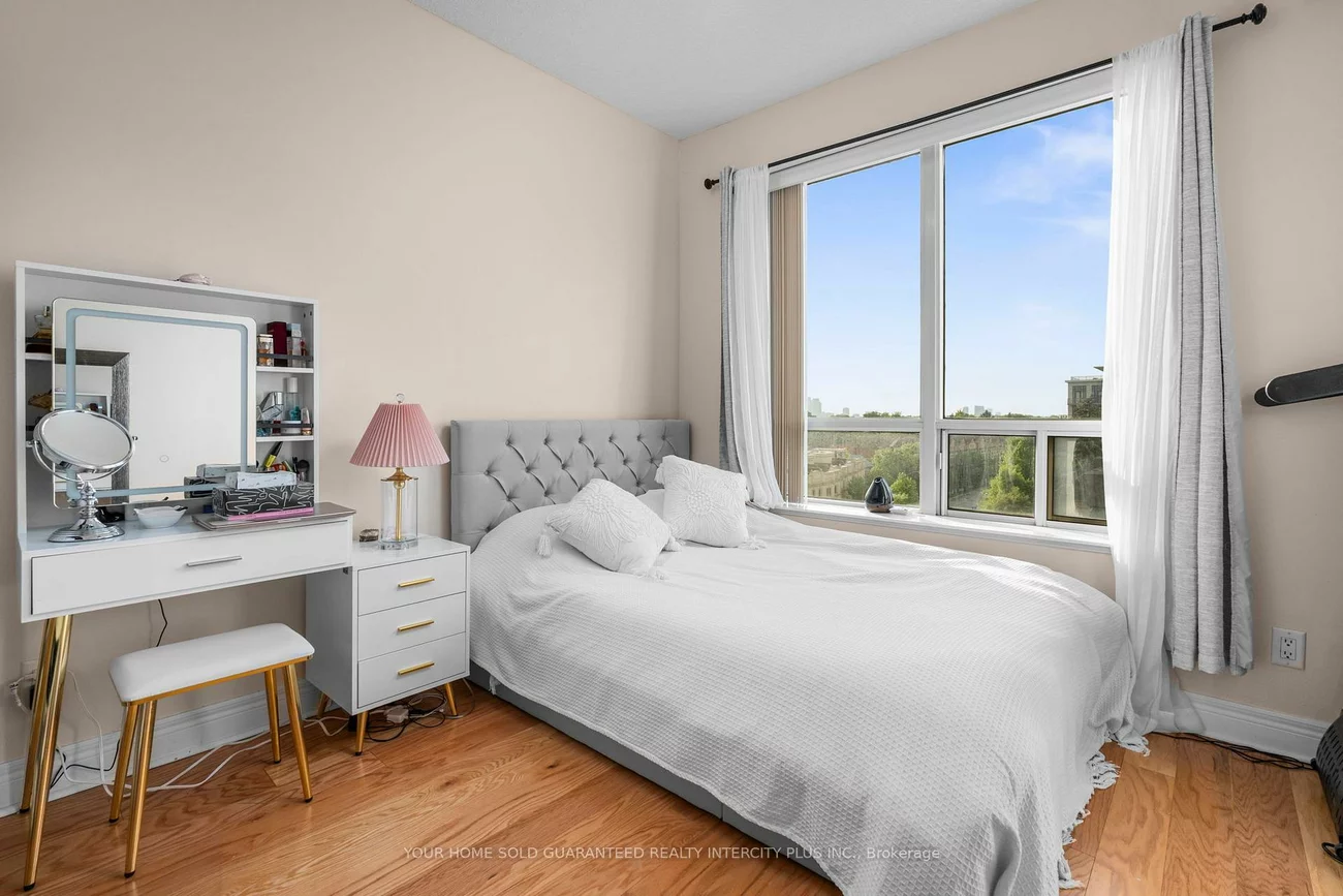 1, Clairtrell, Willowdale East, Toronto