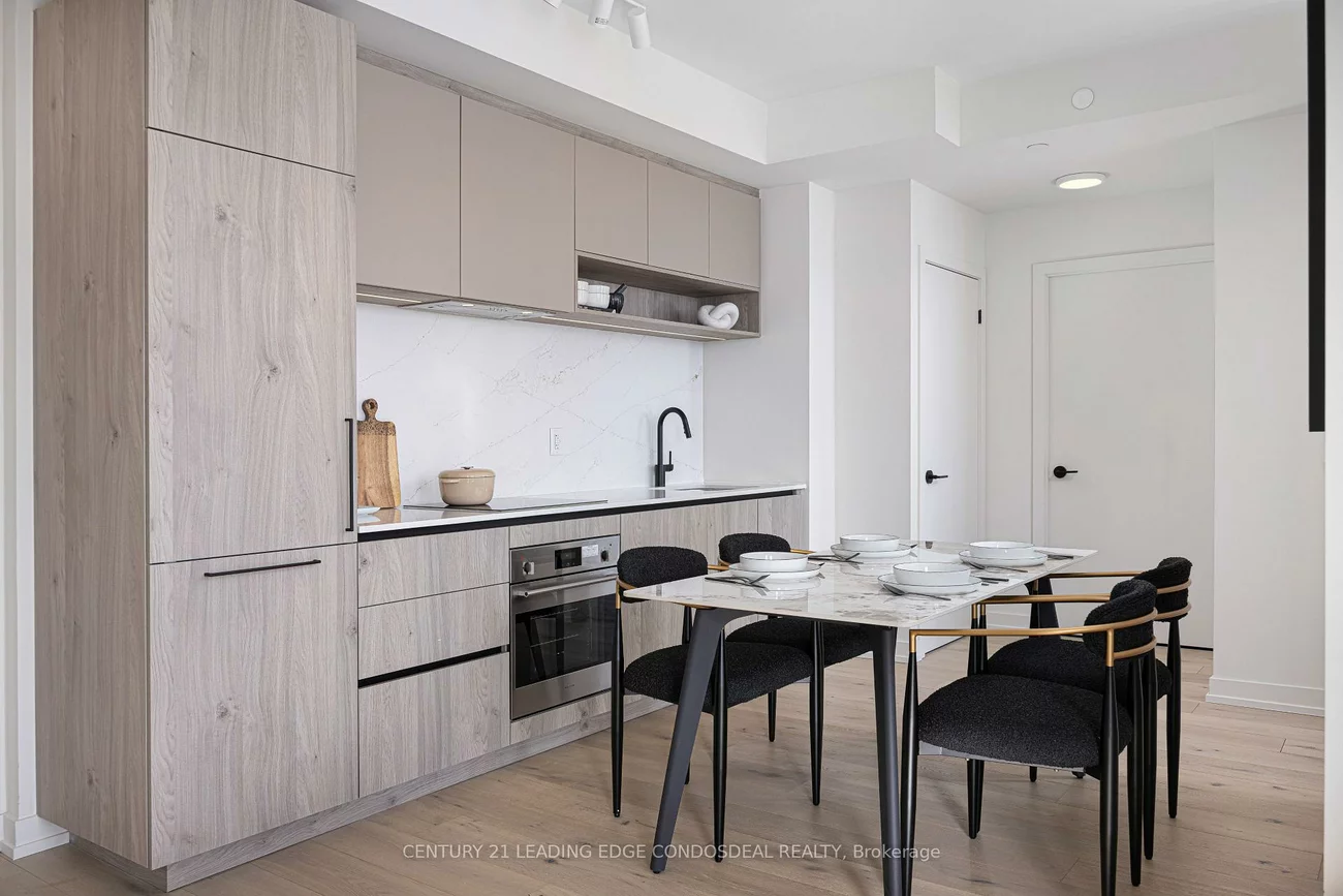 181, Sterling, Dufferin Grove, Toronto