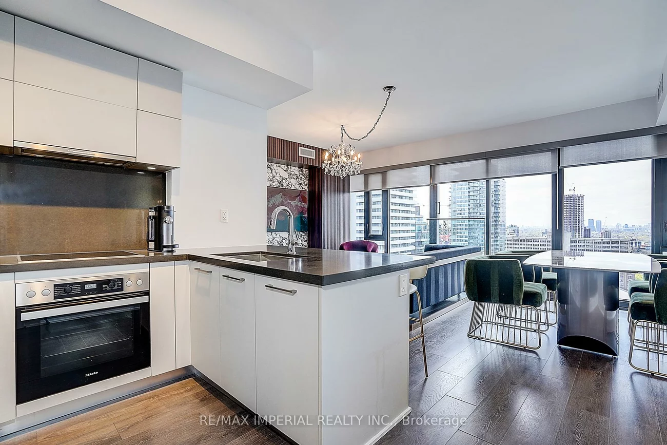 188, Cumberland, Annex, Toronto