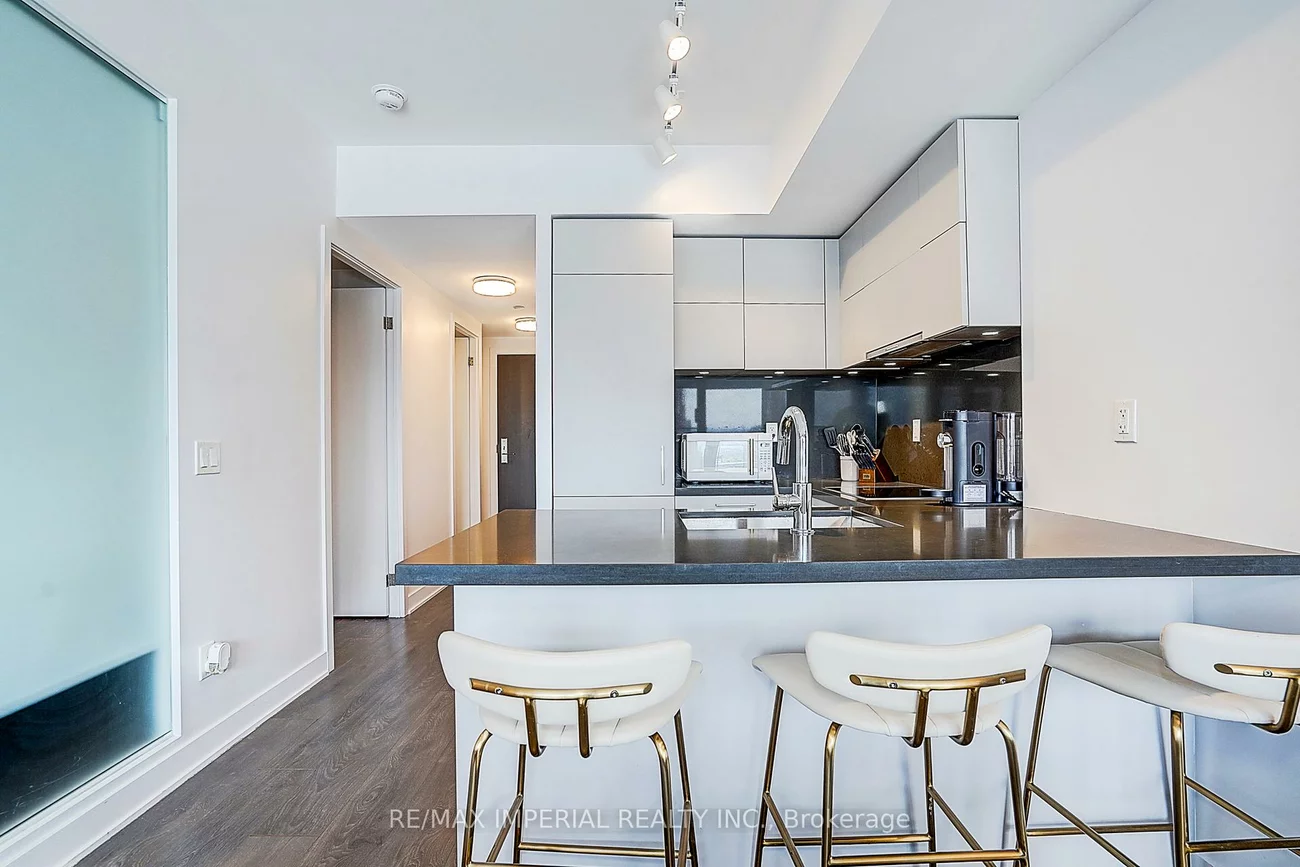 188, Cumberland, Annex, Toronto