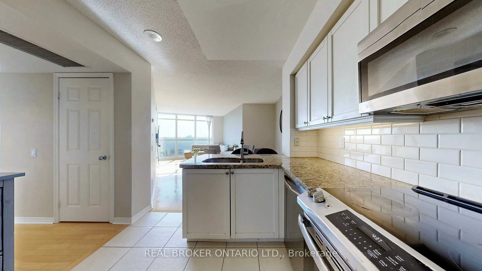 30, Harrison Garden, Willowdale East, Toronto