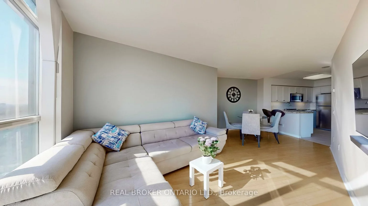 30, Harrison Garden, Willowdale East, Toronto